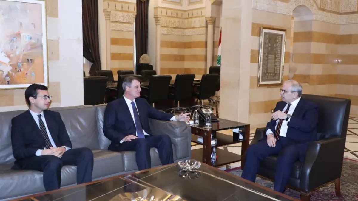 نواف سلام يستقبل وفد بعثة صندوق النقد الدولي (رسمي).