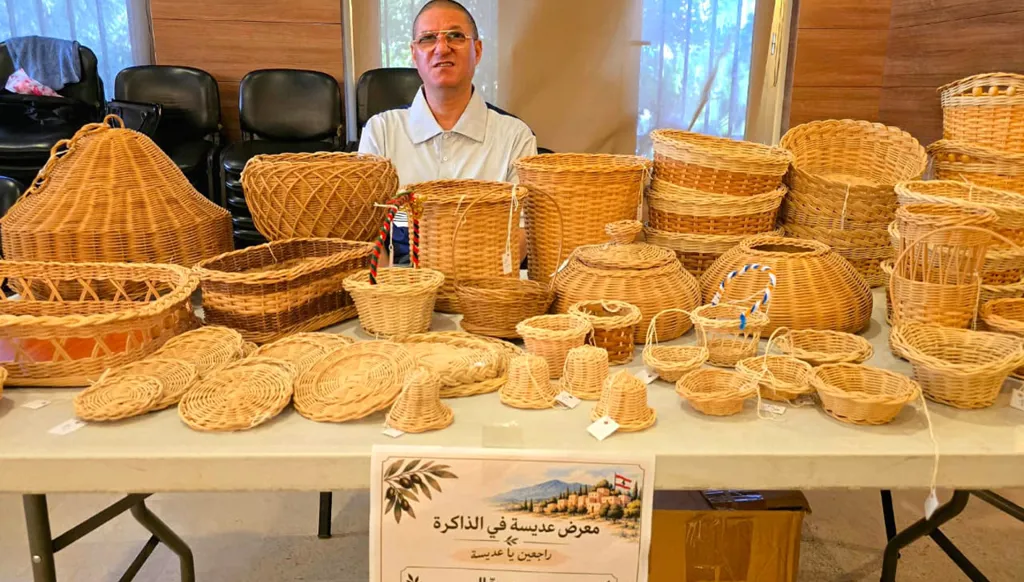 ليست حجارة فقط... معرض يوثّق ذاكرة عديسة في جنوب لبنان