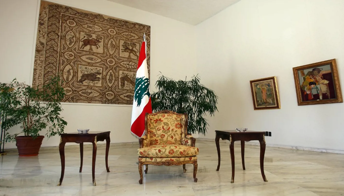 أحد المرشحين المصرفيين جاء إلى لبنان بدفع من ماكرون؟