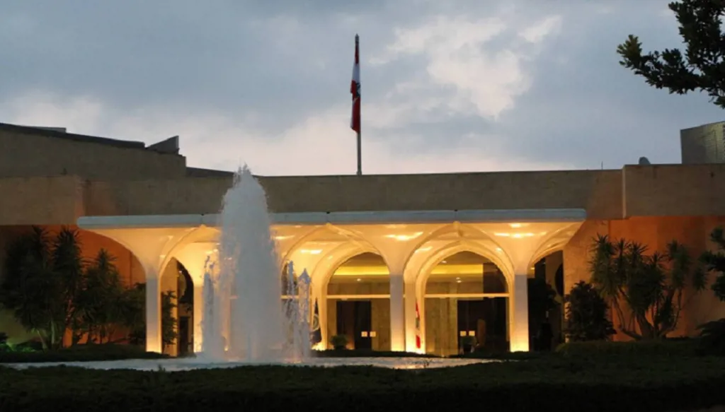 الرئيس الإصلاحيّ: بين تحدّيات الاحتلال والفساد وانتظارات الشعب