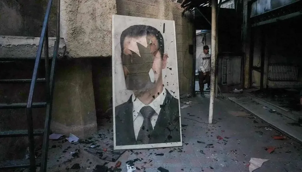 هل يؤوي لبنان أو "حزب الله" قيادات "أسدية"؟