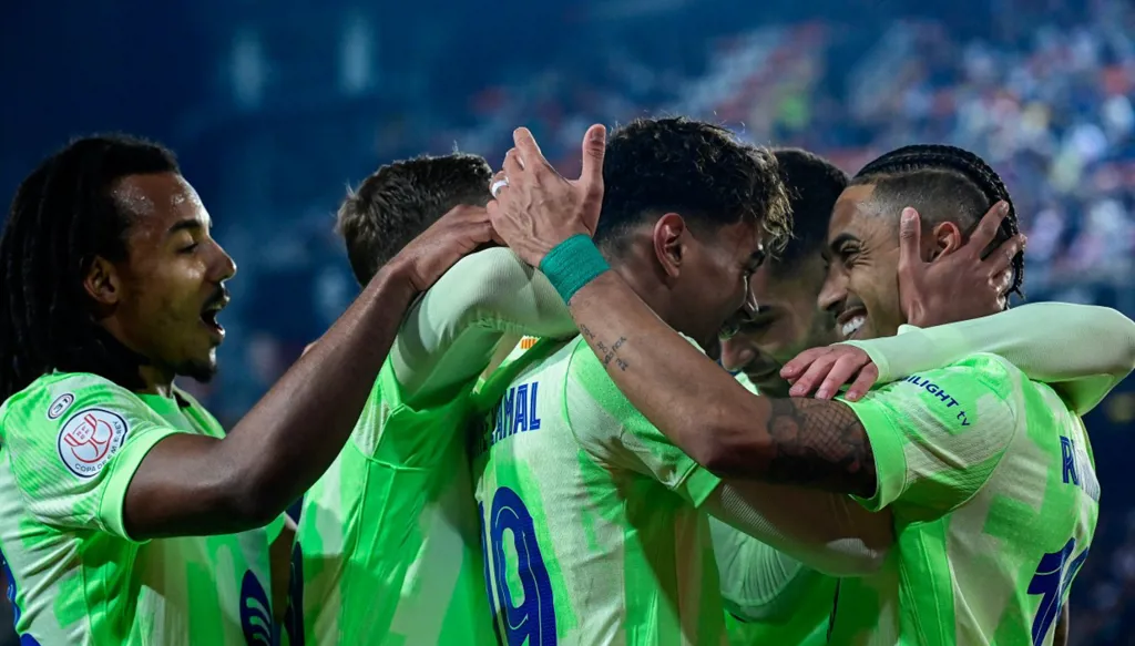 قيمة برشلونة ترتفع 100 مليون يورو كل موسم