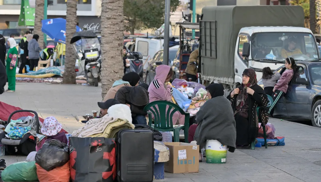 نازحون في طرقات بيروت (نبيل اسماعيل)