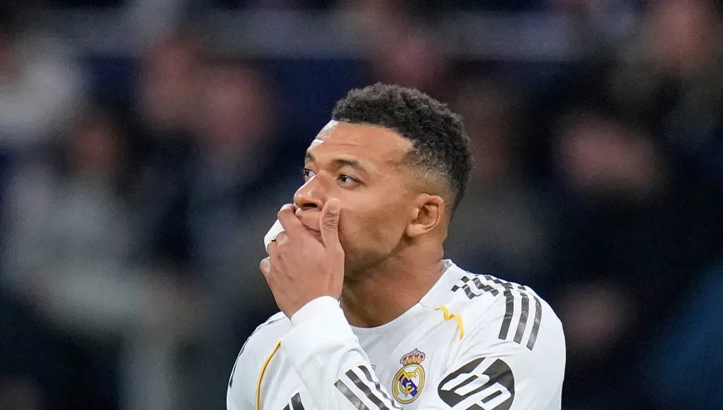 مورينيو يستعيد مبابي وريال مدريد يبدأ العد التنازلي للموسم