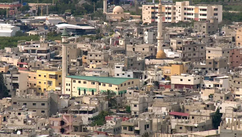 كوادر"النصرة" في عين الحلوة الى سوريا ... و"الدواعش" حاضرون
