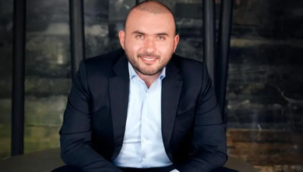 حسن فواز عازم على الترشح لرئاسة اتحاد كرة القدم!