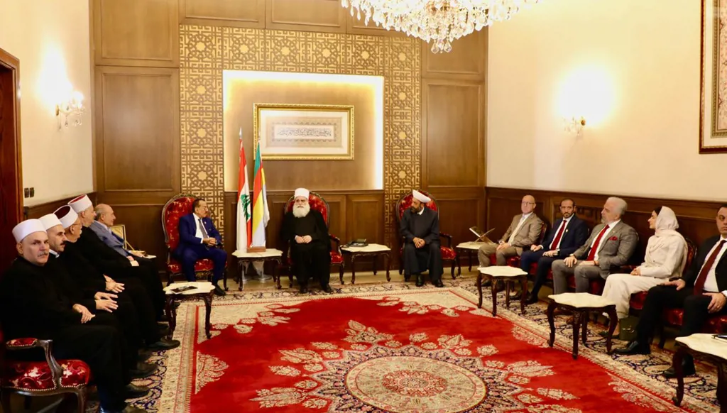 شيخ العقل التقى الحبتور: نعوّل على المخلصين للنهوض بوطننا وتعزيز ثقة العالم به