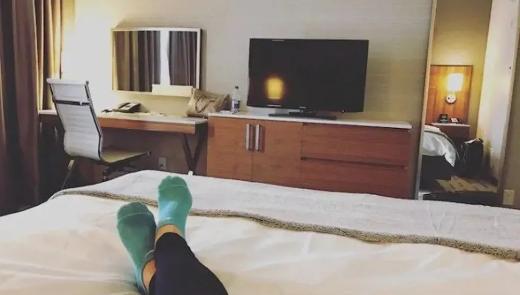 ضبط أربعيني وضع كاميرات للتجسّس في شقق يؤجّرها للطالبات ‏