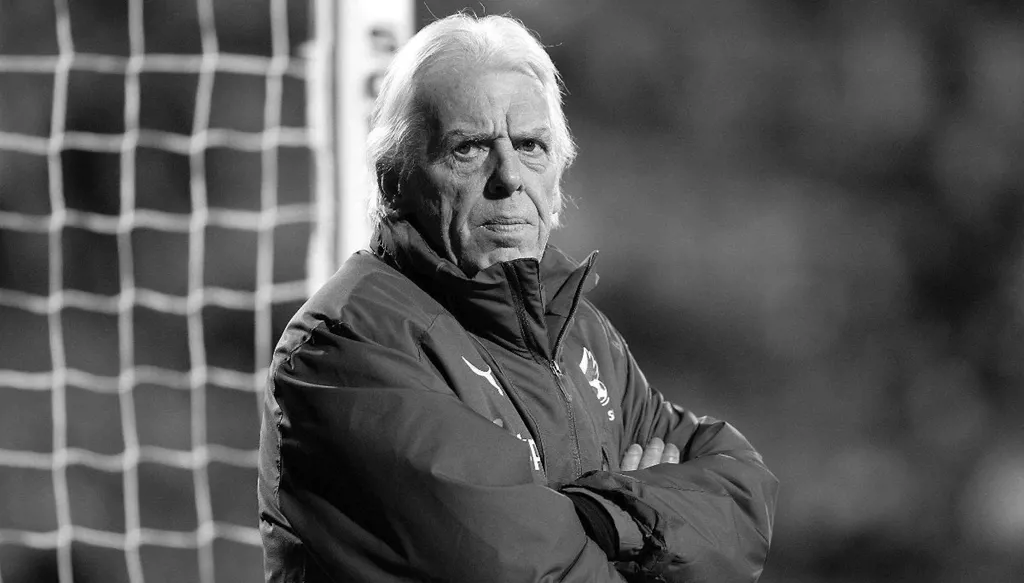 صدمة: وفاة مدرب ريال مدريد والسعودية سابقاً