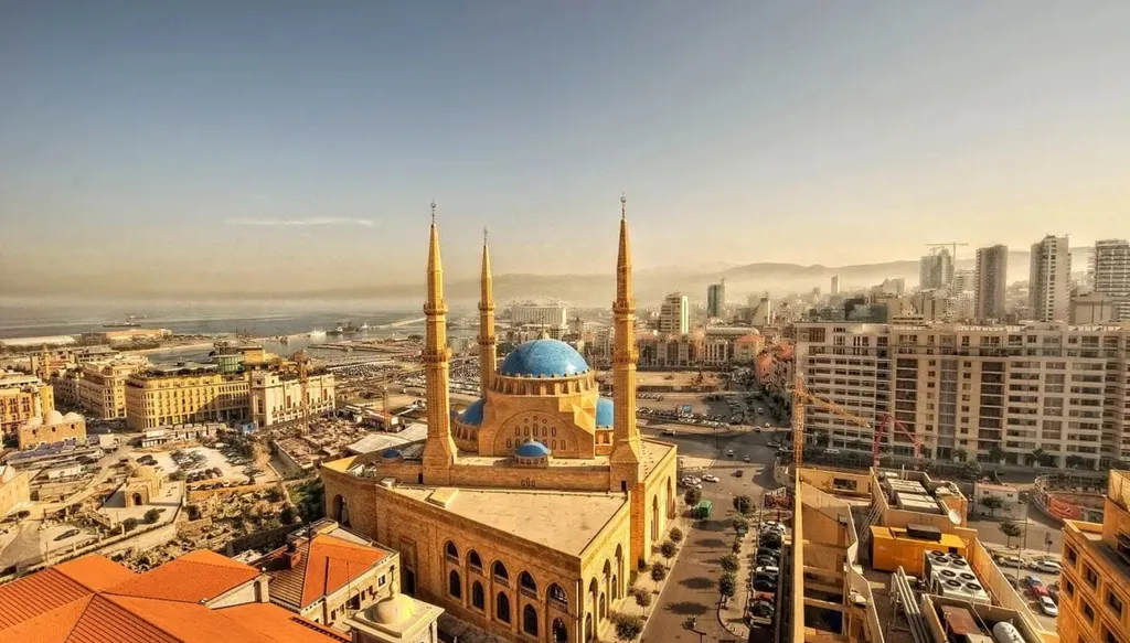 "هل أنت من بيروت وسنّي؟"... عندما يصبح المذهب شرطاً لاستئجار منزل