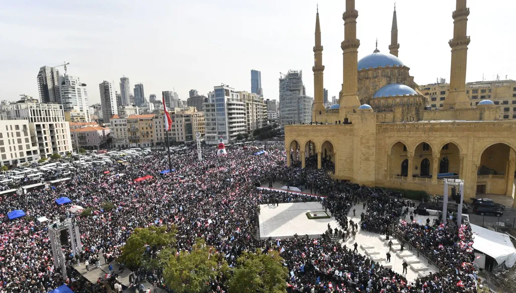 سياسيو لبنان يستذكرون الرئيس الشهيد رفيق الحريري: "ما في حدا أكبر من بلدو"