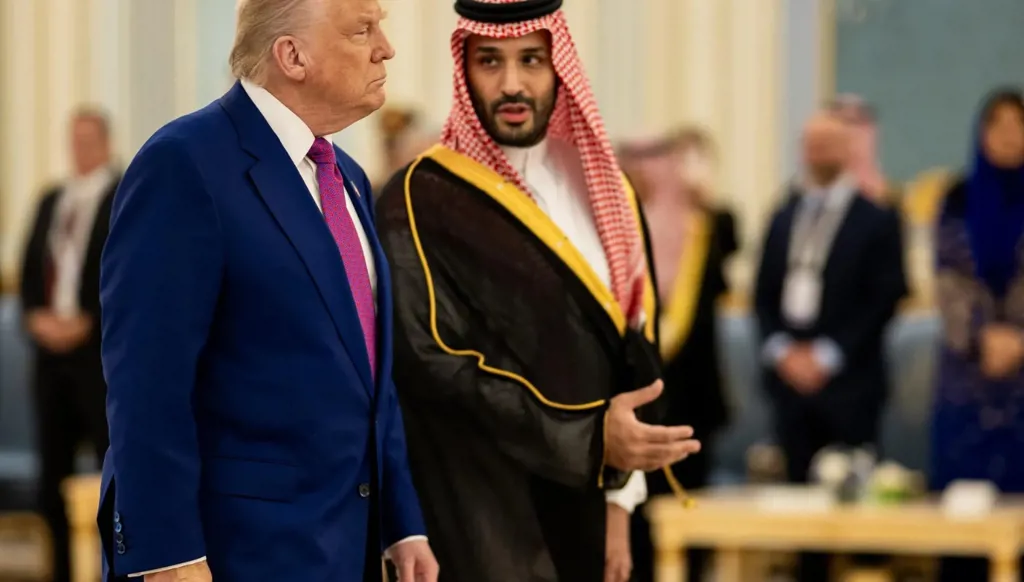 قلق سعودي من ضربات أميركية ضد إيران... وضغط لخفض التصعيد