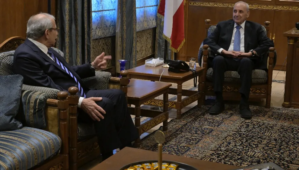 أي عامل سيحسم قرار نزع السلاح؟