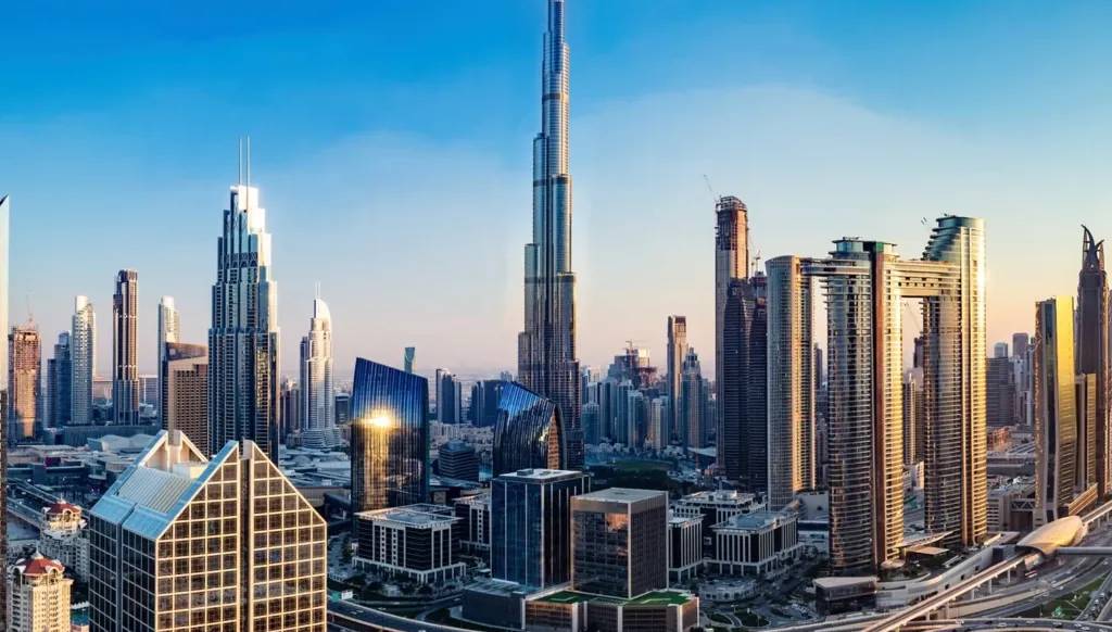 في دبي... انطلاق أعمال المؤتمر العربي الثامن للتواصل والعلاقات العامة