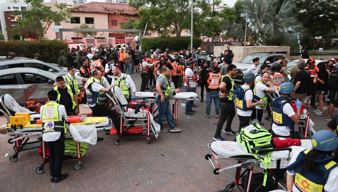 صاروخ إيراني يدمّر ملاجئ في إسرائيل... وأضرار كبيرة (صور)