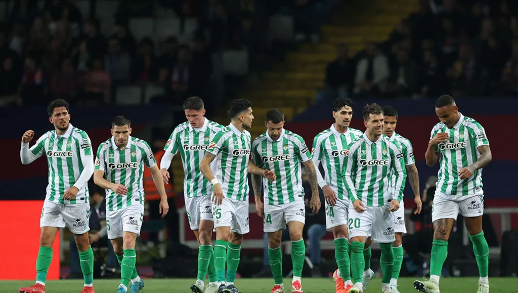 ريال بيتيس وفيورنتينا إلى نصف نهائي دوري المؤتمر