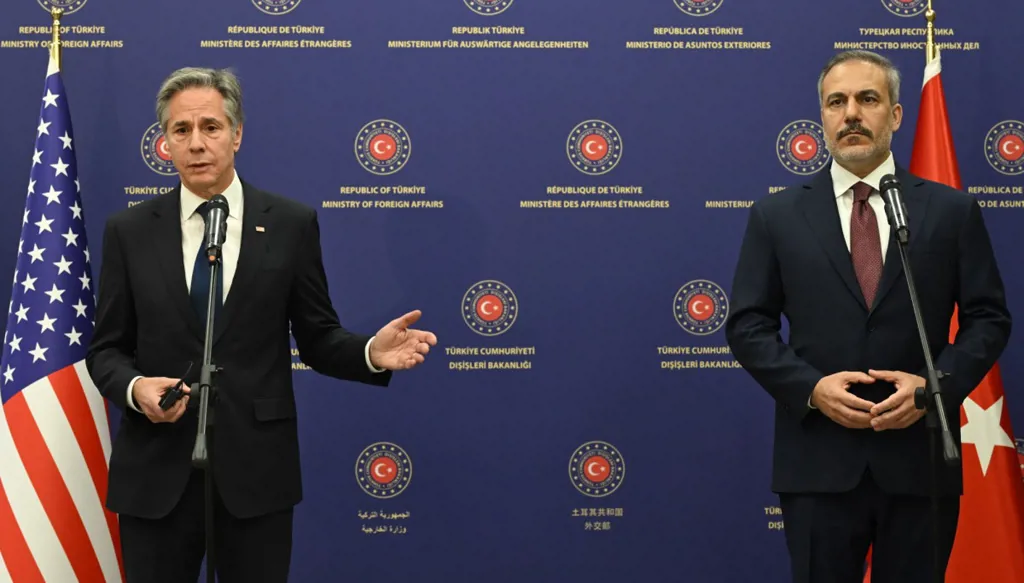 بلينكن لتركيا: يجب العمل ضد "داعش" في سوريا