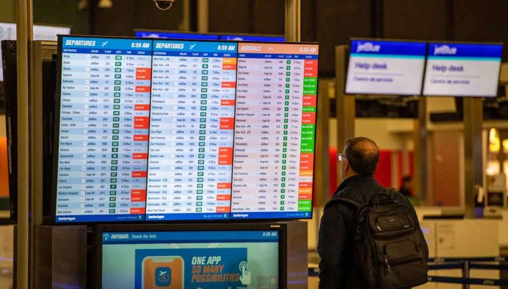 تعافي الطيران بعد فتح هرمز: عودة الرحلات أسرع من عودة الأسعار