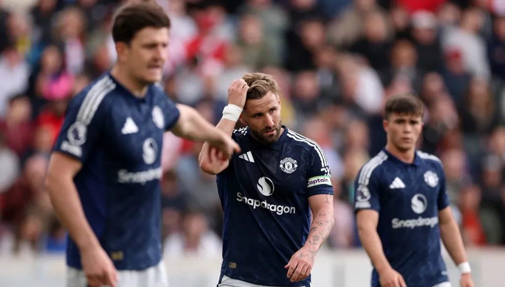 غرفة الملابس "السامة" وراء انهيار مانشستر يونايتد