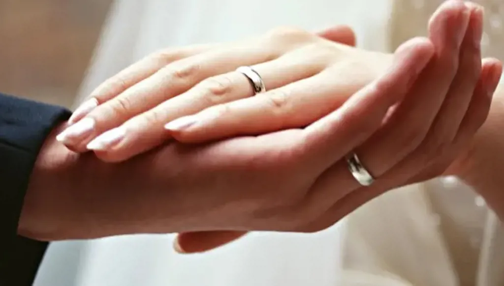 الكويت ترفع رسمياً سنّ الزواج إلى 18عاماً... وتعديل مهم بقانون "قضايا الشرف"‏