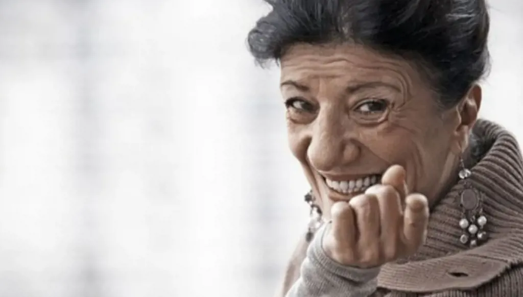 رحيل نجمة الكوميديا الجزائرية "بيونة"