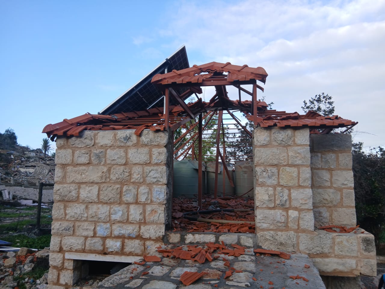 أضرار في العديسة (إكس).