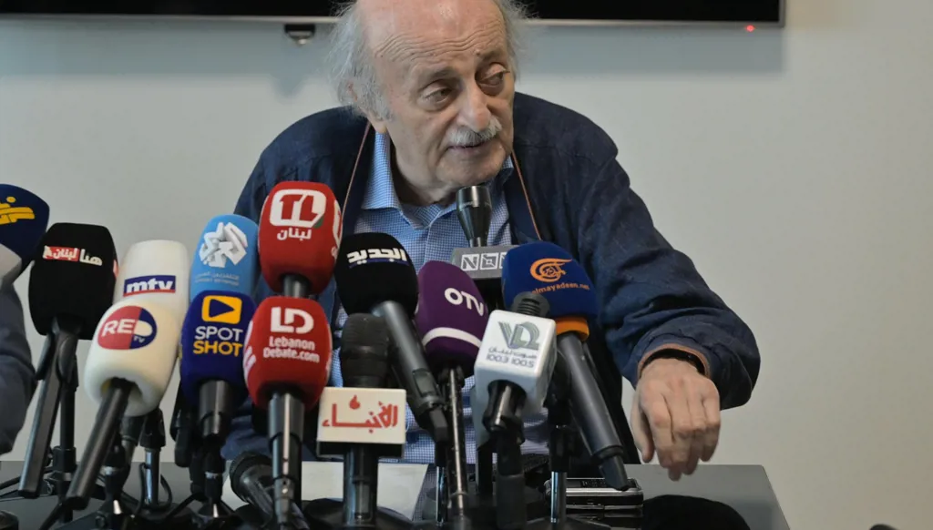 جنبلاط: رسالتي حول تسليم السلاح هي للجميع... "ما من شيء يدوم"