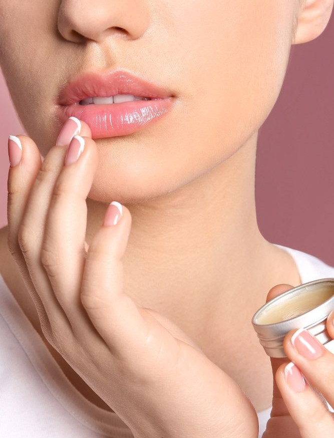 ترطيب الشفتين (Pinterest)