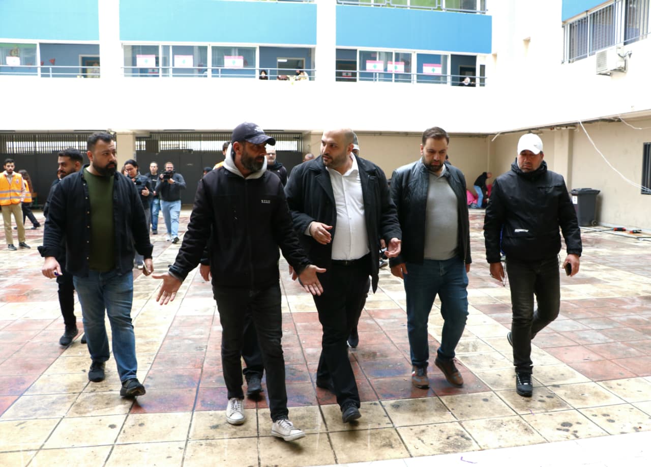 وزير الصحة يتفقد مراكز الايواء