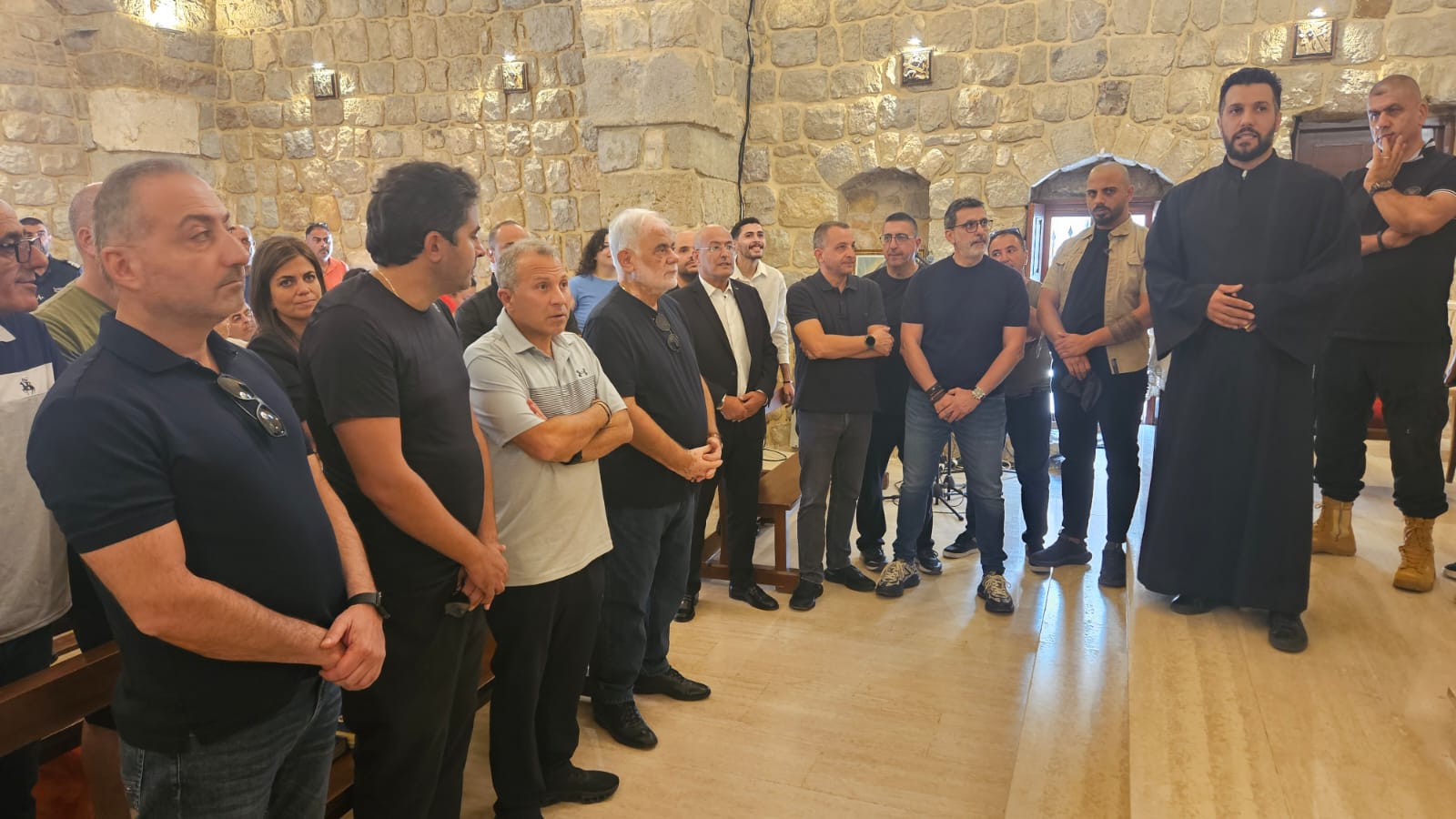 جولة لباسيل في جزين.