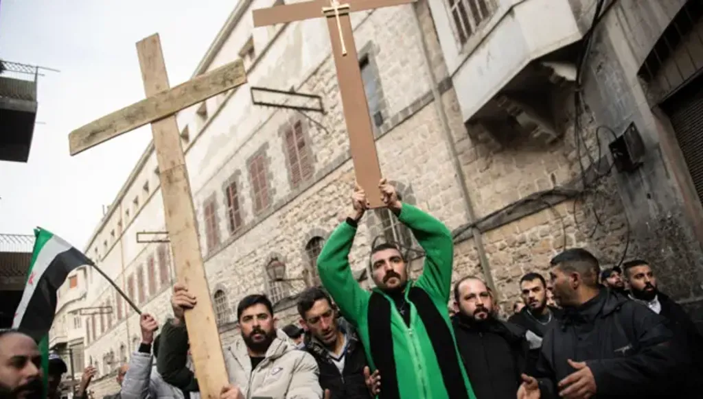 مسيحيو سوريا بين سردية الشهادة  وهاجس الرحيل