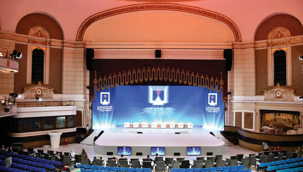 التسجيل في جامعة القاهرة للوافدين 2026: الشروط والرسوم والخطوات