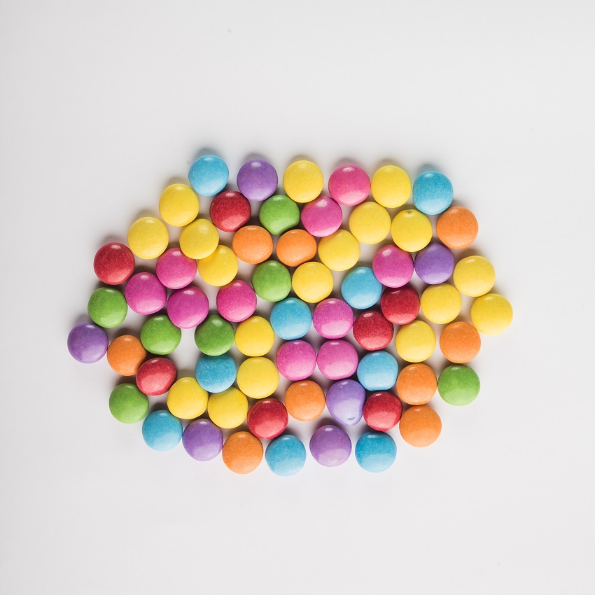 M&M's تطلق أول نسخة خالية من الأصباغ الصناعية (Freepik)