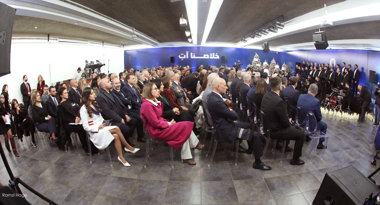 رسيتال ميلادي في معراب (القوات اللبنانية).