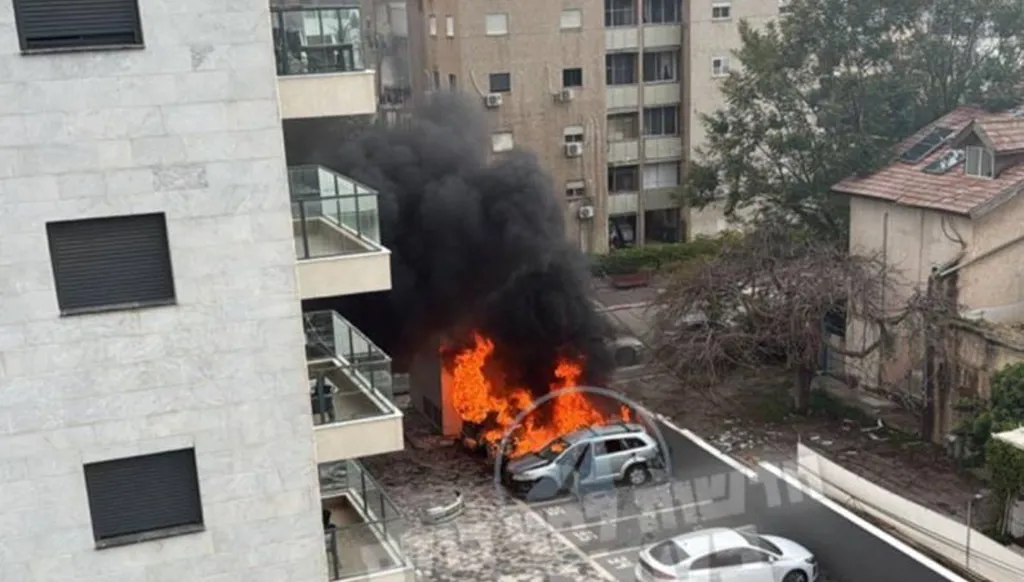 صواريخ من لبنان باتّجاه نهاريا في إسرائيل... وإصابة بنية تحتيّة للغاز (فيديو وصور)