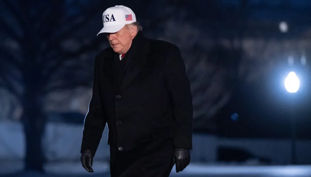 ترامب: على إيران إبرام اتفاق وإلا!