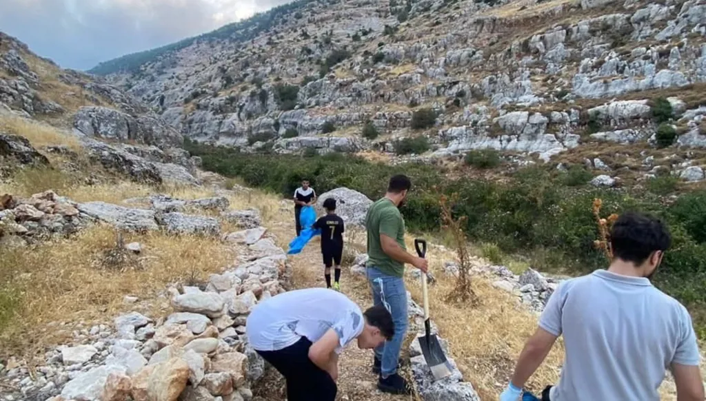 "درب وادي السبع" في أكروم - عكار... مشهدية تجمع التاريخ بالطبيعة