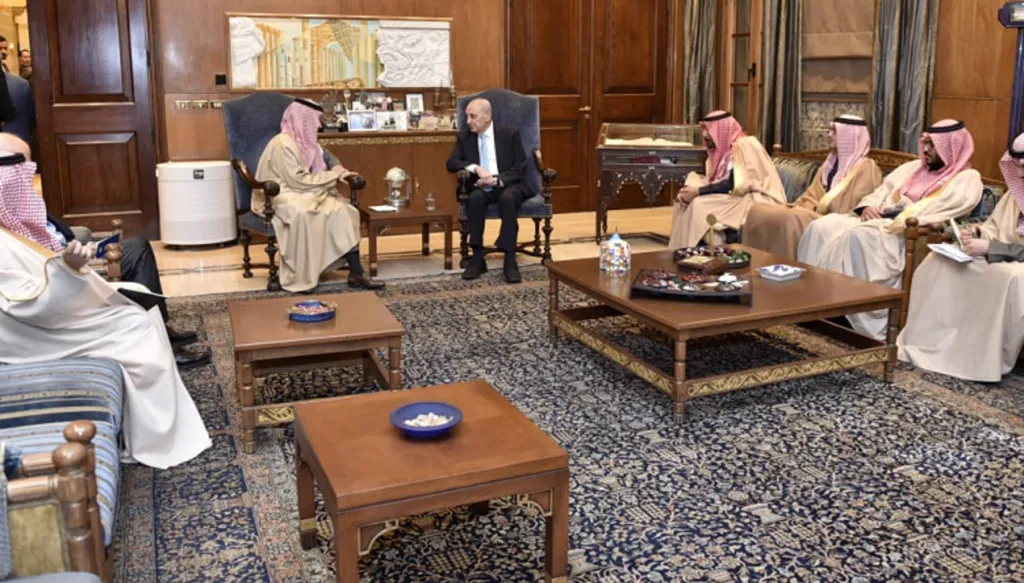 السعودية مع الإصلاحات وبت حصر السلاح