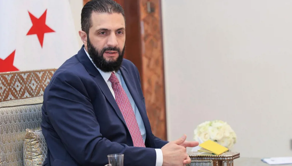 الشرع يجدّد رفض التدخل العسكري في لبنان: أي فوضى ستنعكس علينا