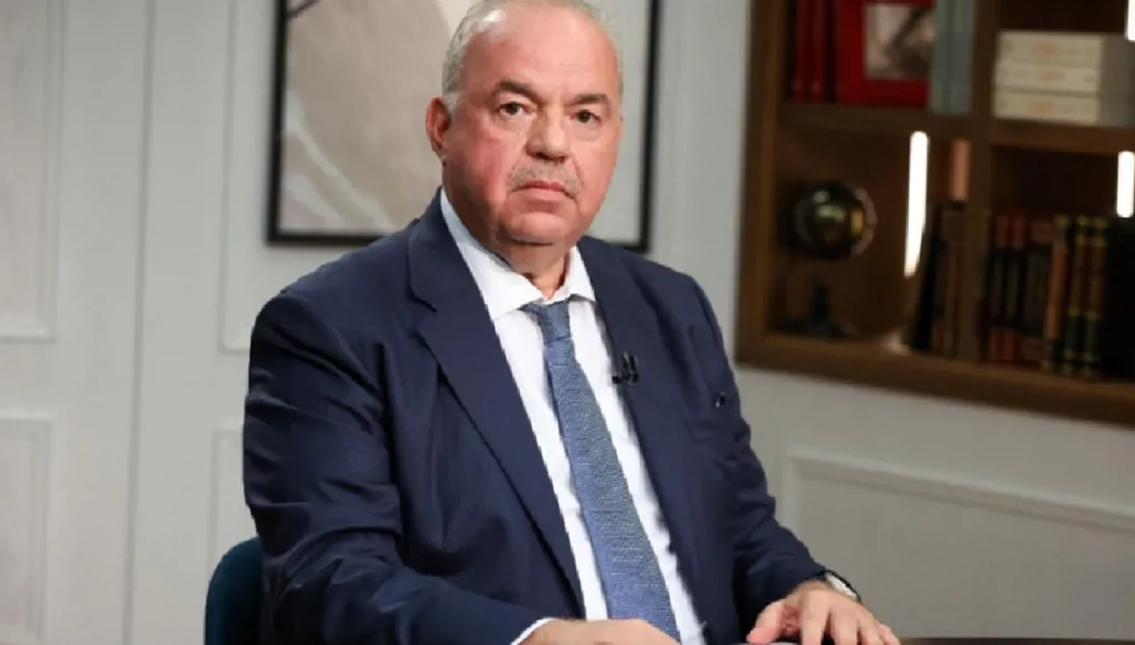 وزير الاتصالات يسأل عن ودائع النقابات والصناديق التعاضدية والمستشفيات والمصانع