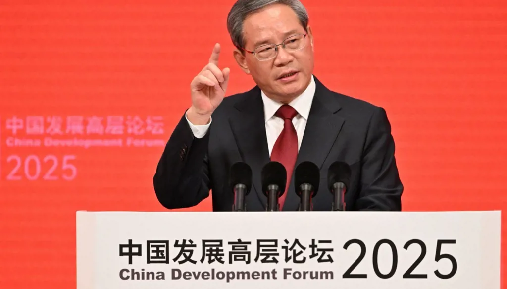 الصين تؤكد التزامها مواصلة المسار "الصحيح" للعولمة