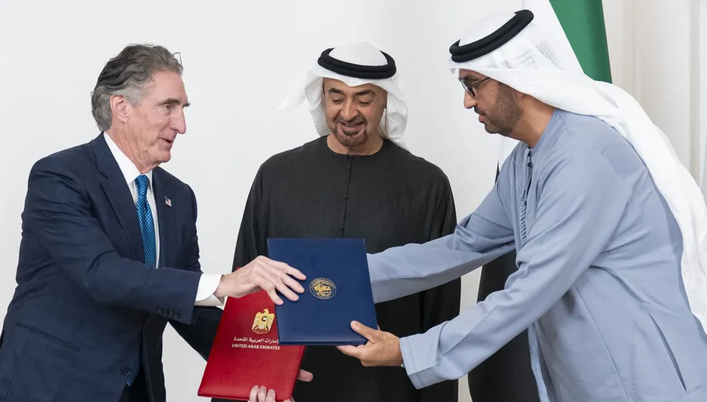 توقيع مذكرة تفاهم إماراتية-أميركية في الطاقة والذكاء الاصطناعي (صور)