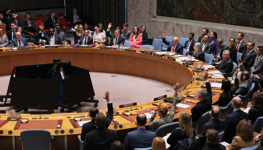 فيتو روسي صيني... مجلس الأمن يفشل في اعتماد مشروع قرار بشأن مضيق هرمز