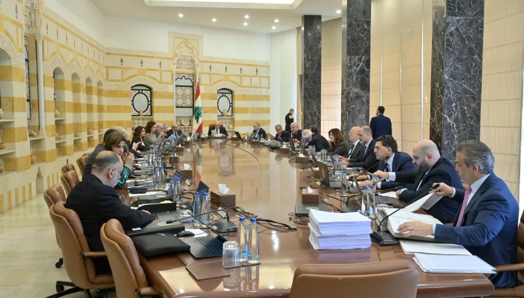 القوى السياسية تنأى عن التغييرات الوزارية... ولكن!