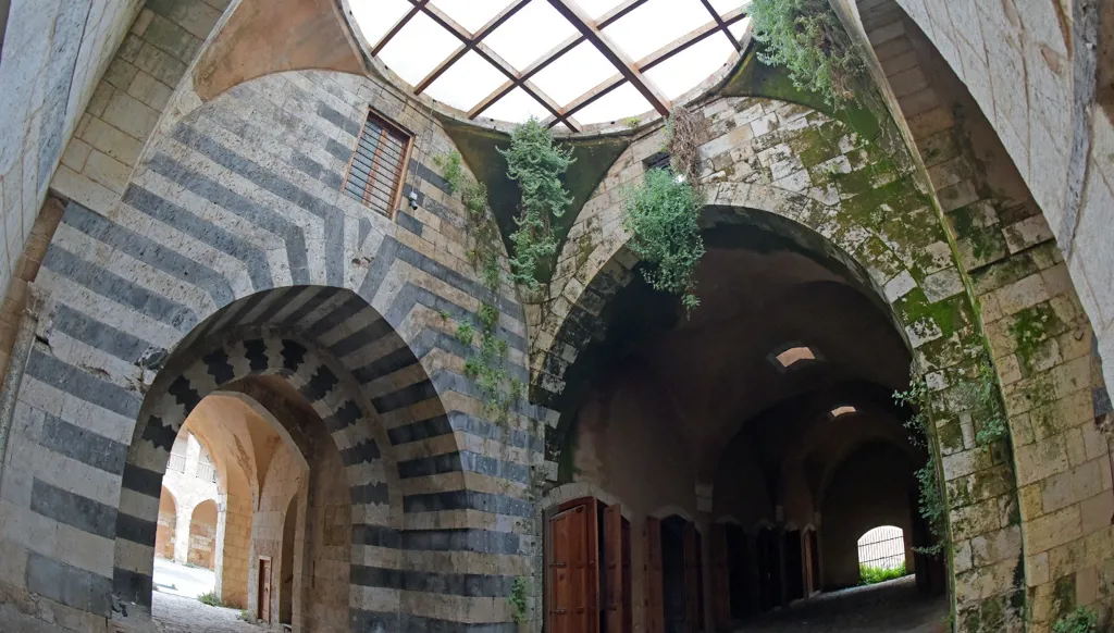 من المماليك إلى نيماير: طرابلس تحافظ على تاريخها وتفتح أبواب المستقبل