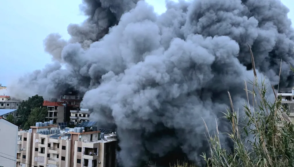 غارات وتصعيد وإدانات… 8 صحافيّين جرحى في حصيلة التّصعيد الإسرائيلي جنوباً