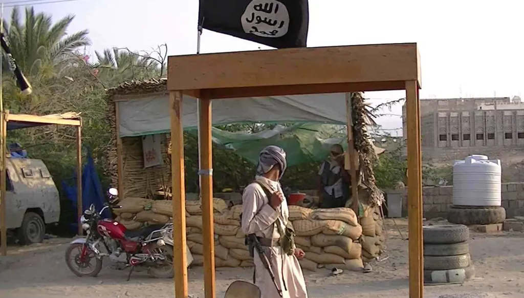 "الصندوق الأسود" لتنظيم القاعدة... من هو الصنعاني الذي قتل في اليمن؟