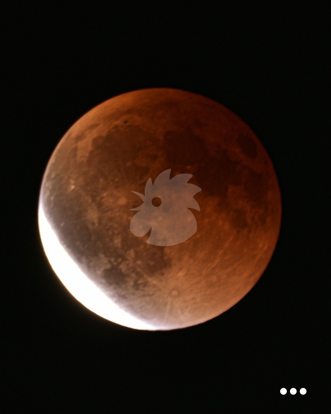 القمر كما بدا في منطقة الشوف- لبنان بعدسة الزميل خلدون زين الدين