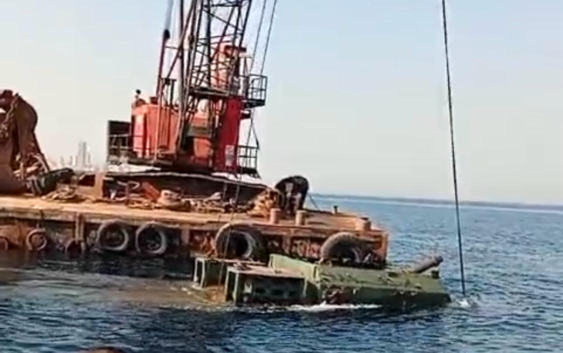 d232ef9f69e8470d897889bbb6e904be_120721.