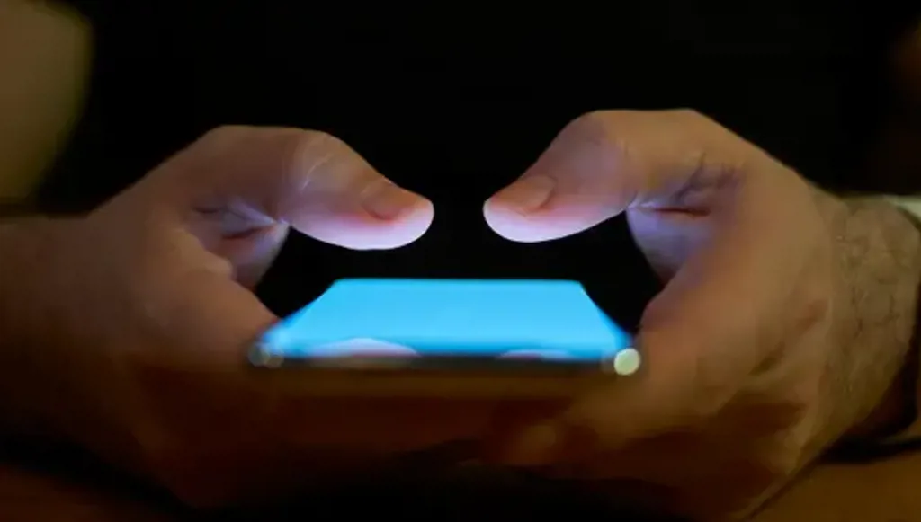 بحوزته مقاطع مصوّرة ذات طابع فاضح… توقيف لبناني نفّذ عمليات احتيالية مدى عامين